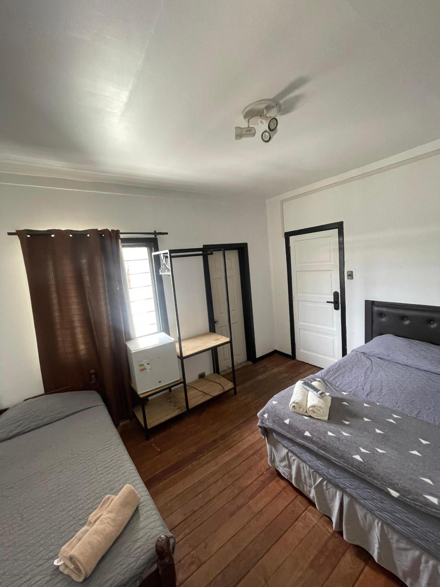 Hostal Valle Norte วิญาเดลมาร์ ภายนอก รูปภาพ